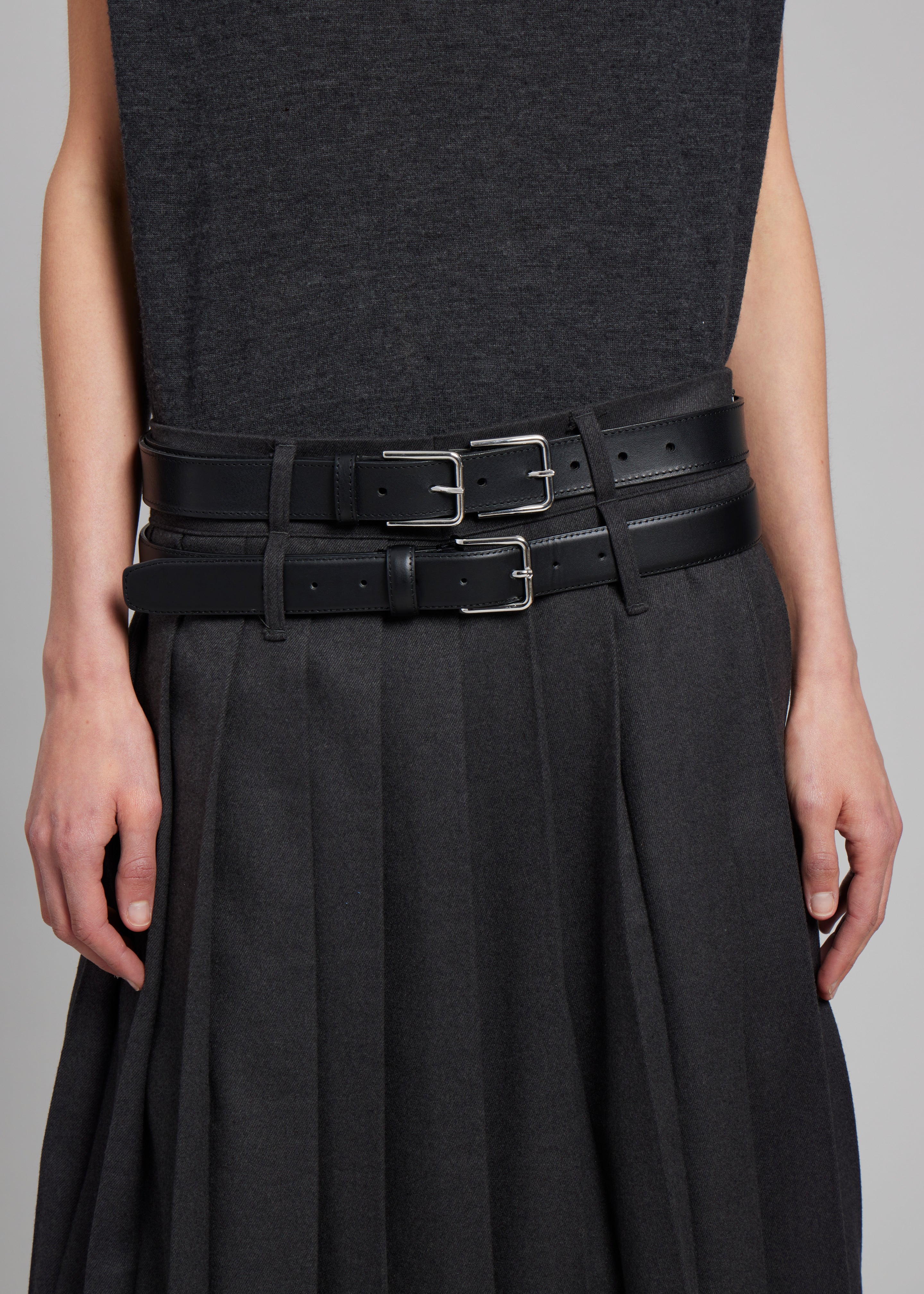 Willow Double Buckle Leather Belt - Black